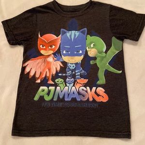 Boys S (7/8) PJ Masks T-shirt